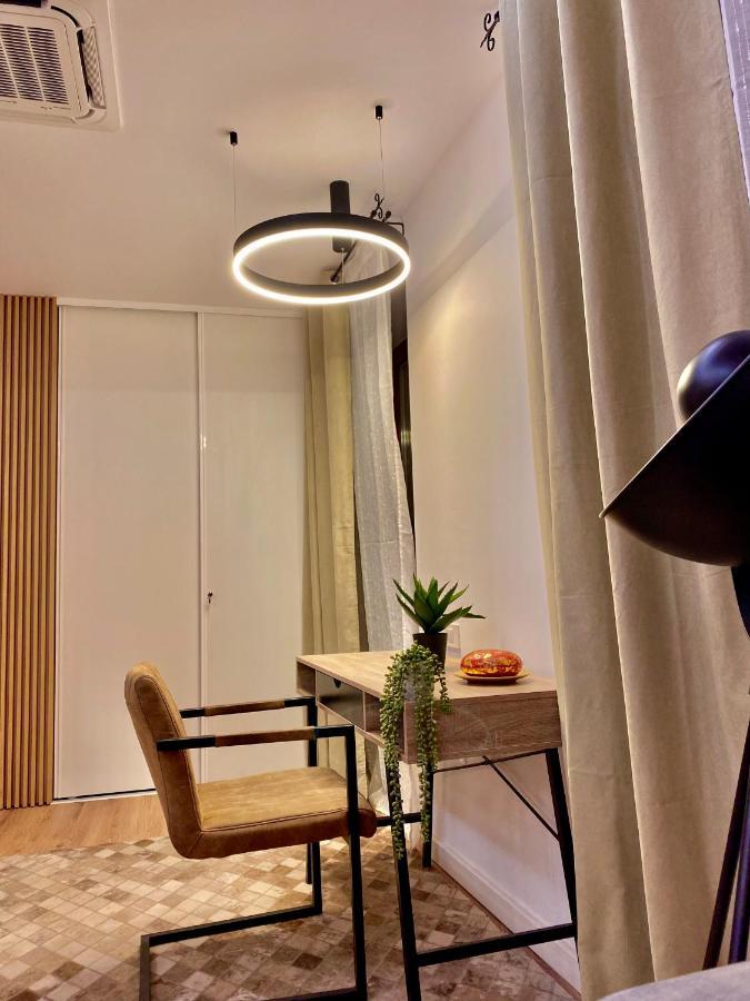 Blancris Boutique Apartamento Braşov Exterior foto