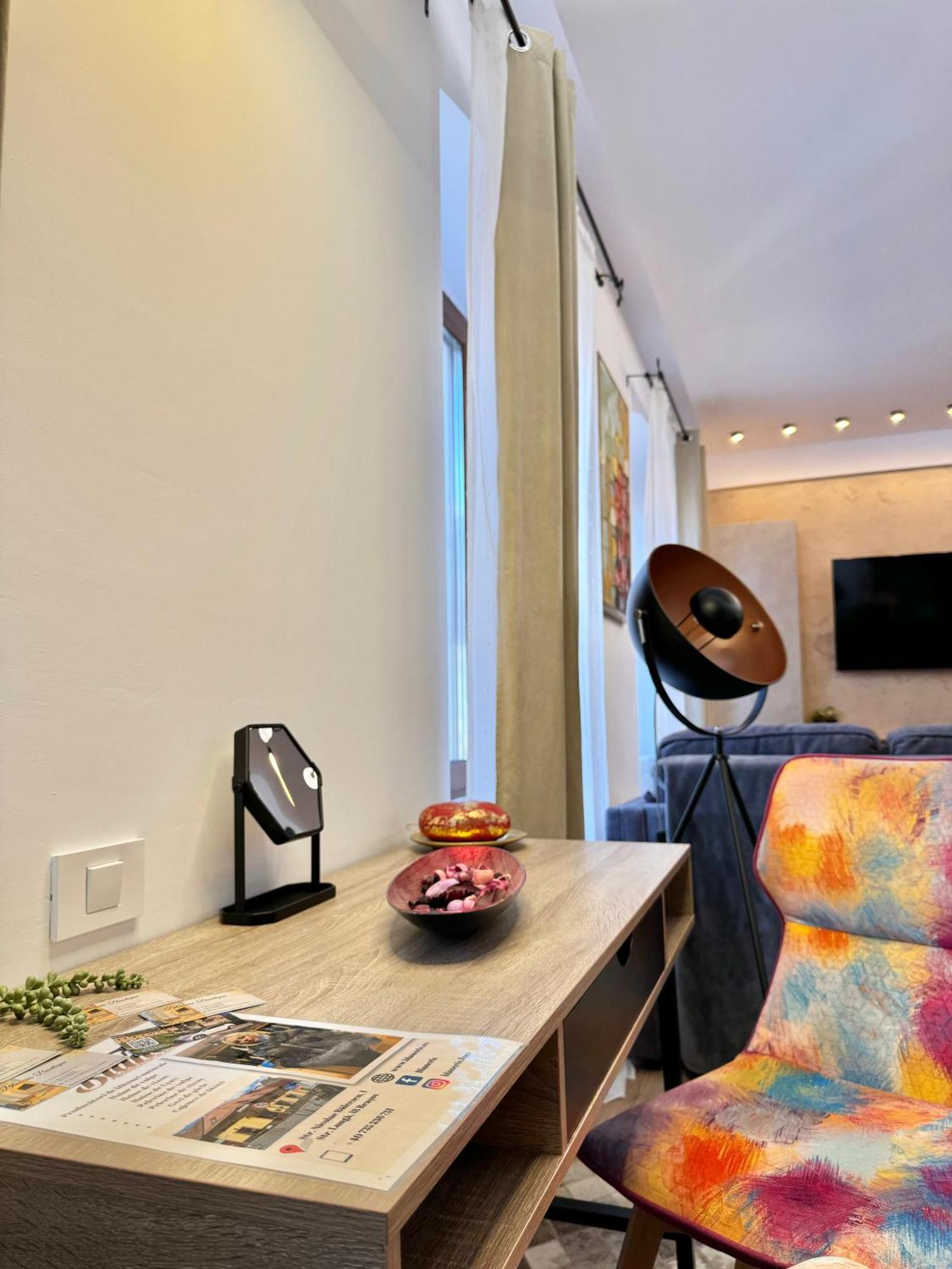 Blancris Boutique Apartamento Braşov Exterior foto